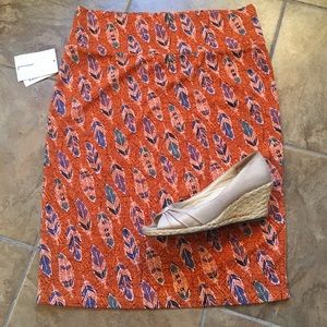 New with tags Lularoe Cassie skirt, size Large
